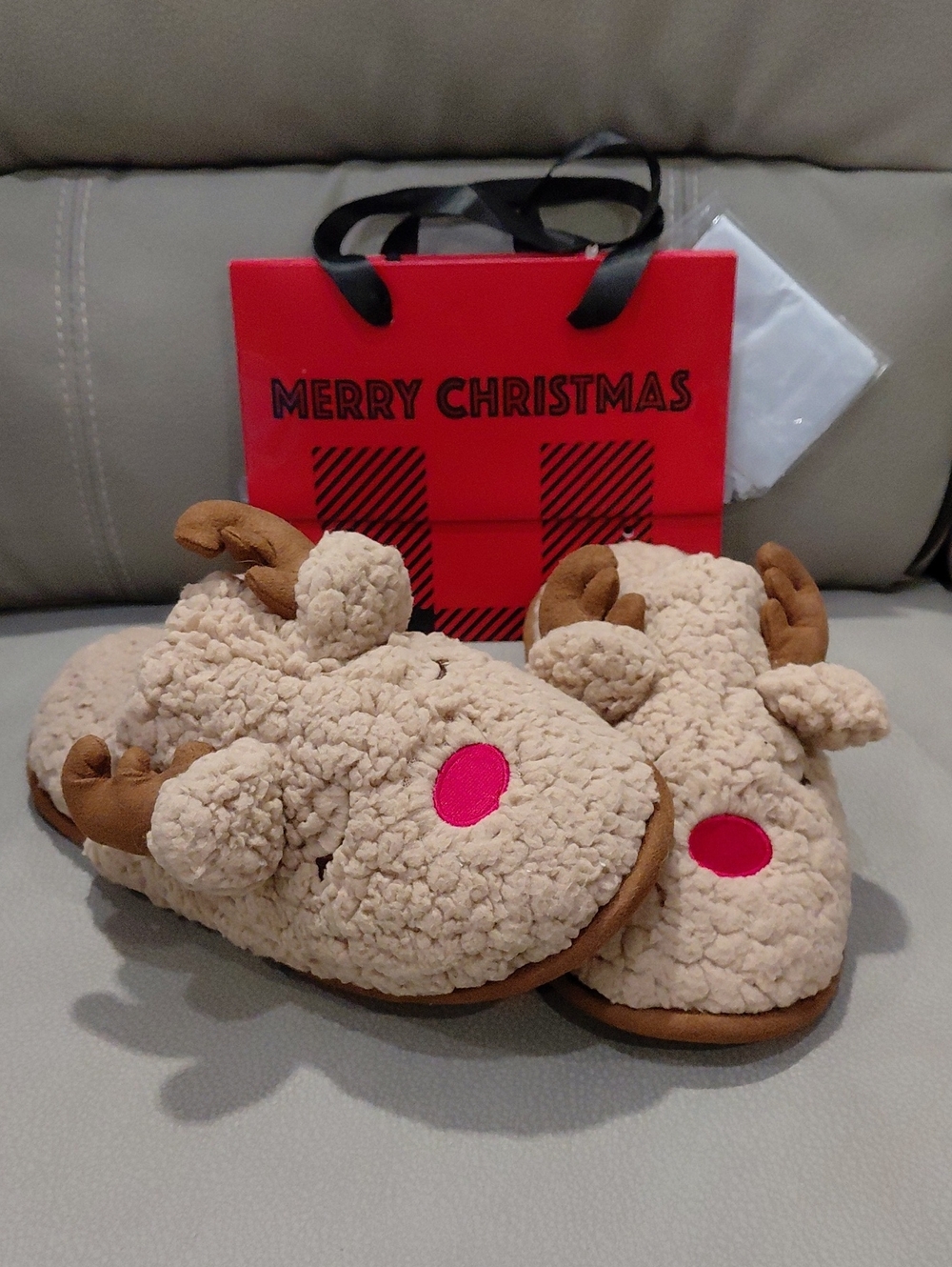 REINDEER SLIPPERS MENS SIZE 7/8 - Picture 6 of 6